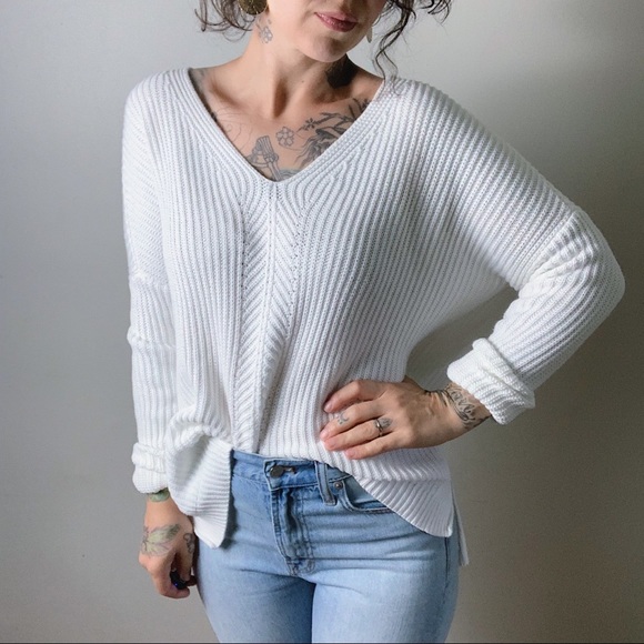 Vince Sweaters - VINCE. Directional Ribbed Cotton V-Neck Sweater
